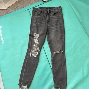 American Eagle Next Level Stretch, light black wash distressed jeggings, Sz 6